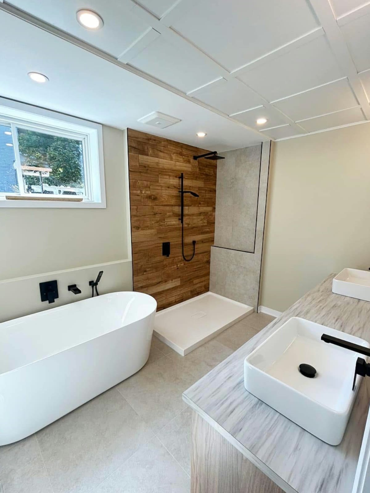 Salle de bain et buanderie au sous-sol : après les travaux